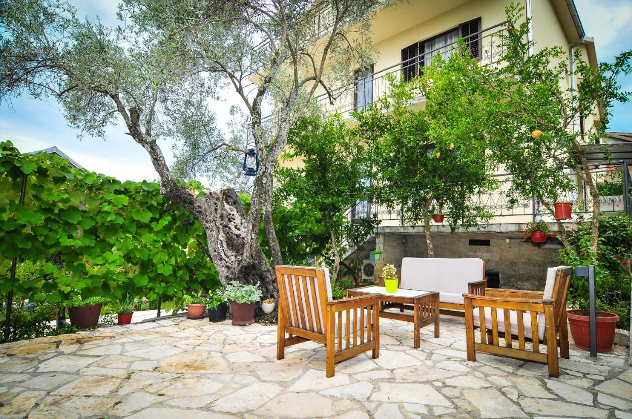 Milosavljevic Apartments Tivat Dış mekan fotoğraf