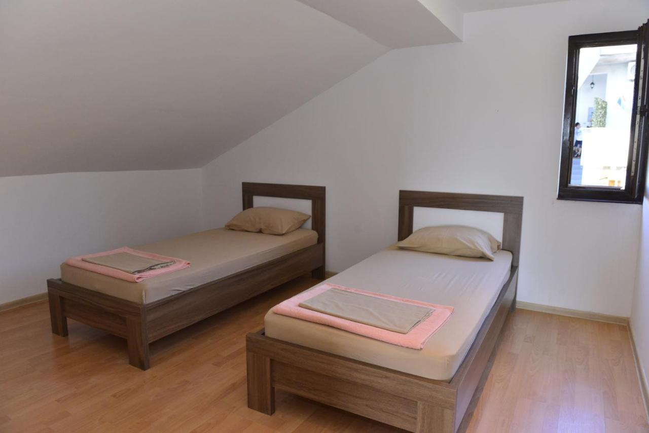 Milosavljevic Apartments Tivat Dış mekan fotoğraf