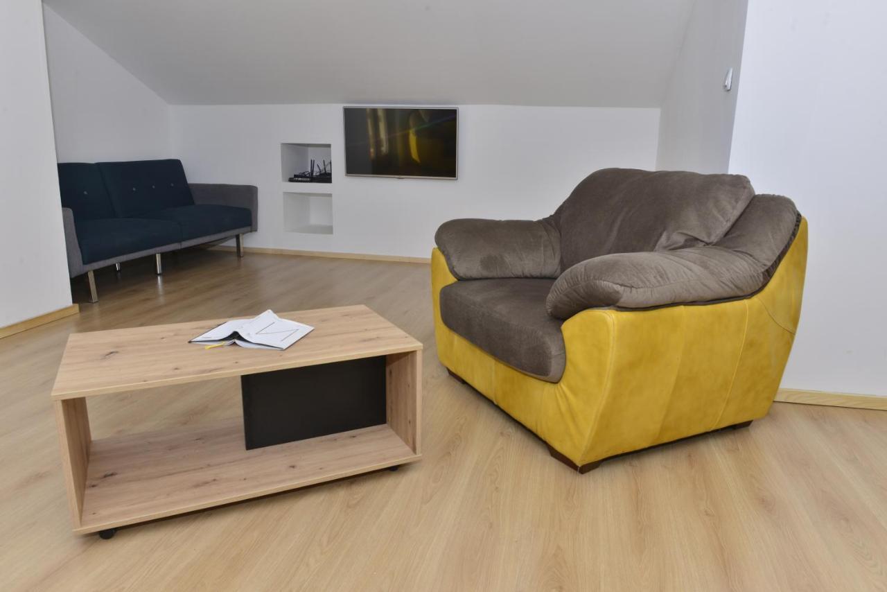 Milosavljevic Apartments Tivat Dış mekan fotoğraf