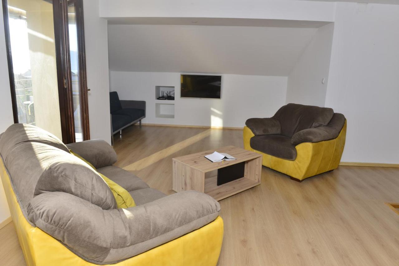 Milosavljevic Apartments Tivat Dış mekan fotoğraf