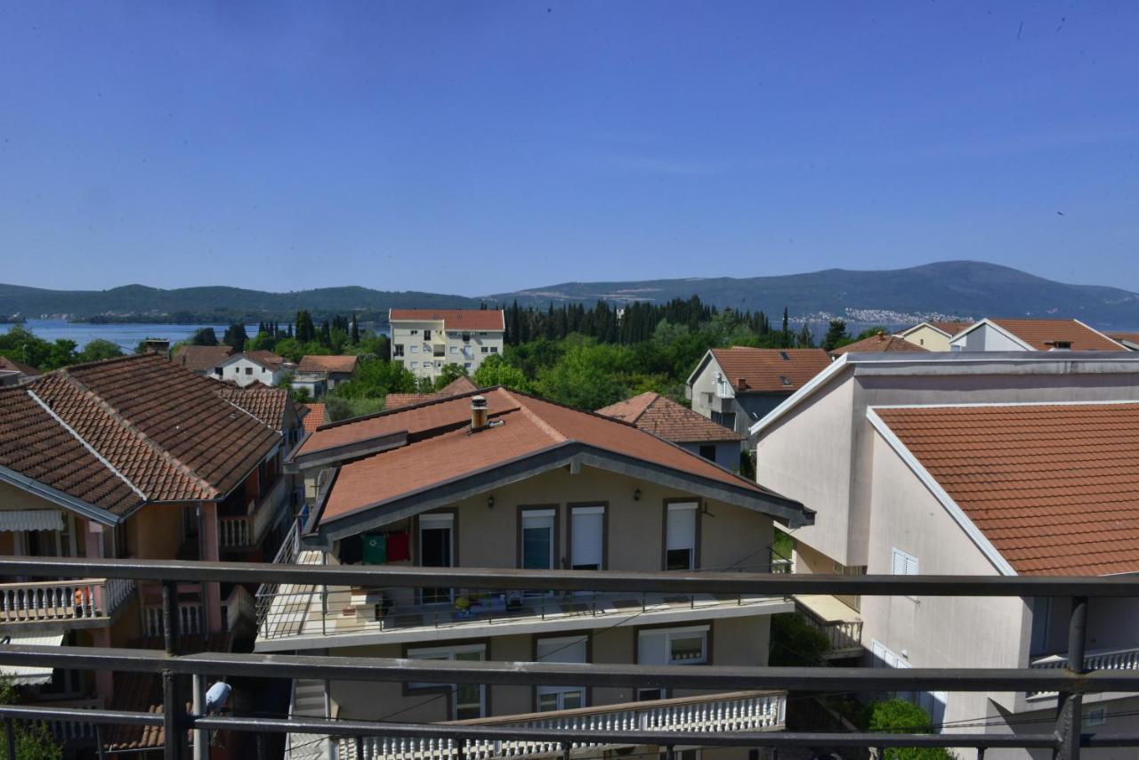 Milosavljevic Apartments Tivat Dış mekan fotoğraf