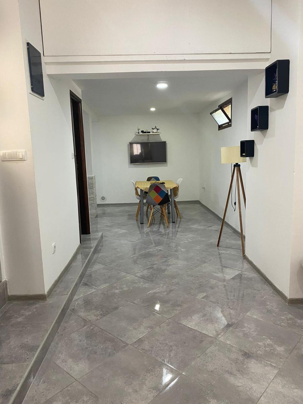 Milosavljevic Apartments Tivat Dış mekan fotoğraf