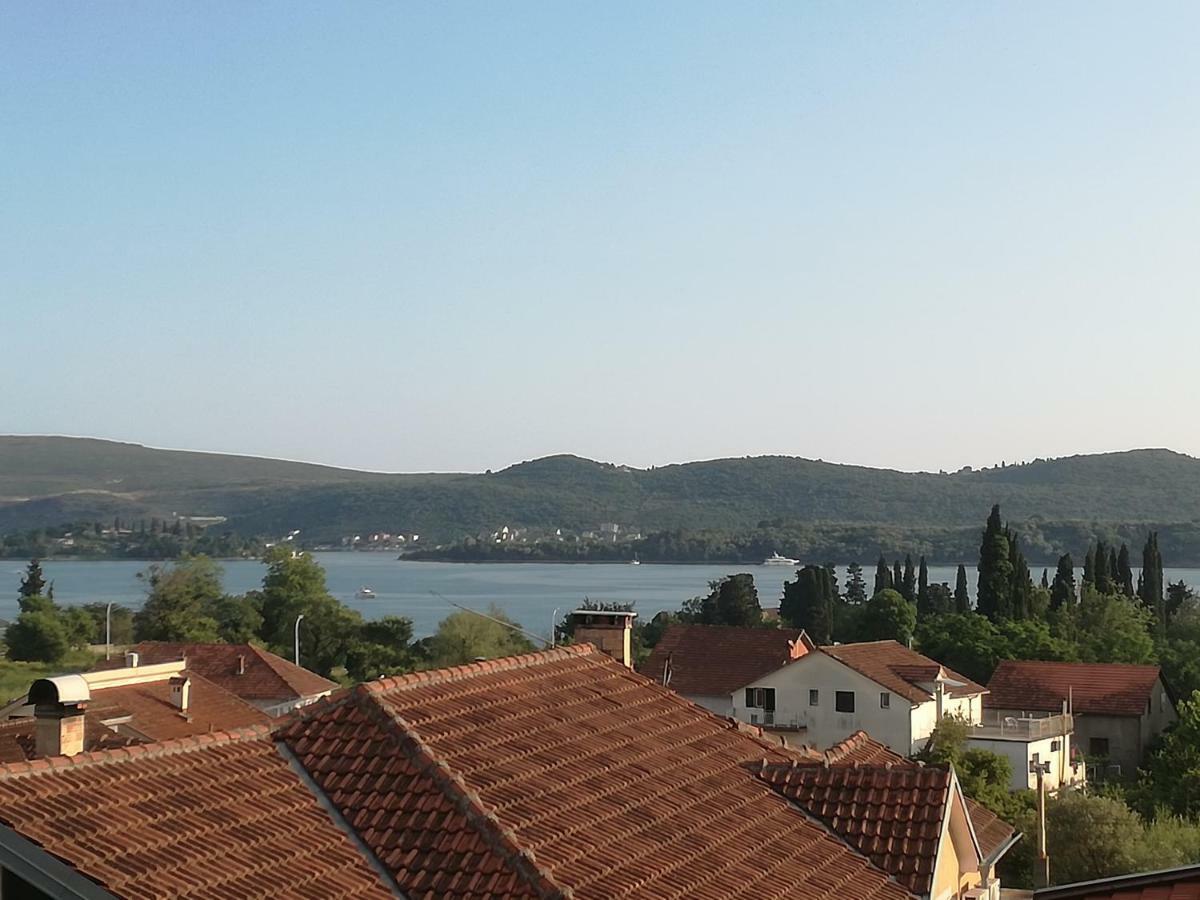 Milosavljevic Apartments Tivat Dış mekan fotoğraf