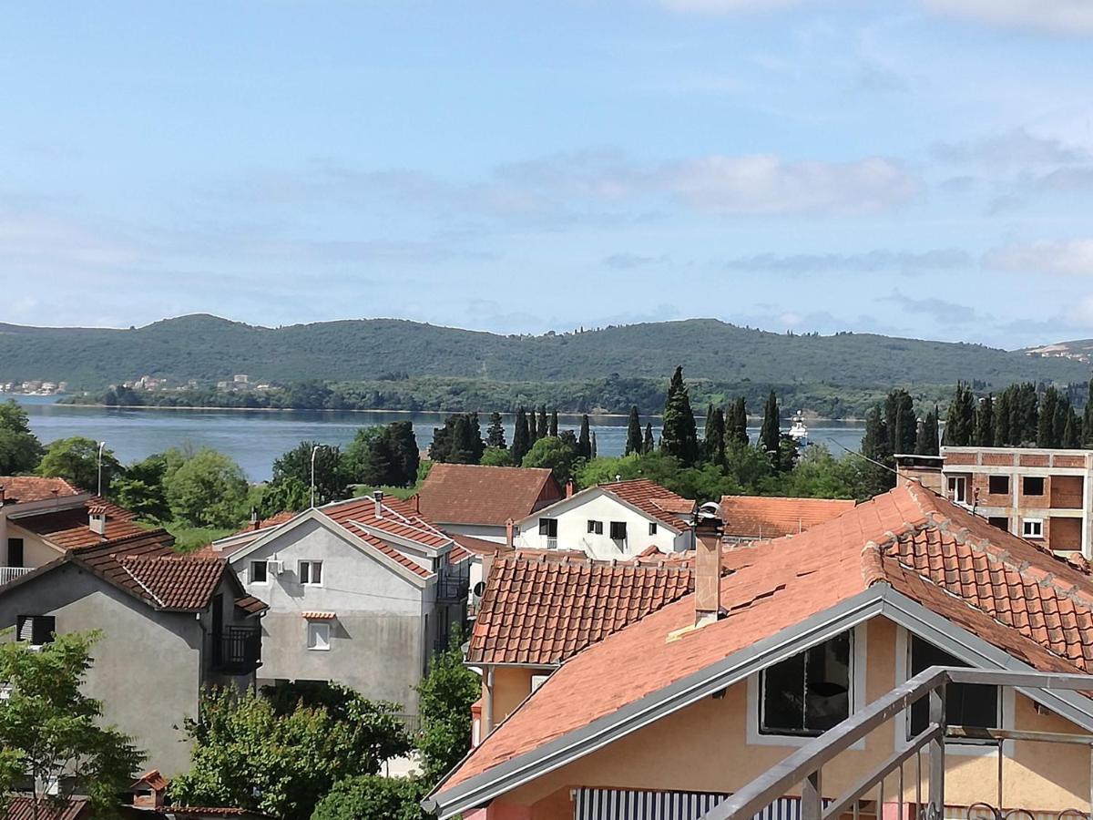 Milosavljevic Apartments Tivat Dış mekan fotoğraf